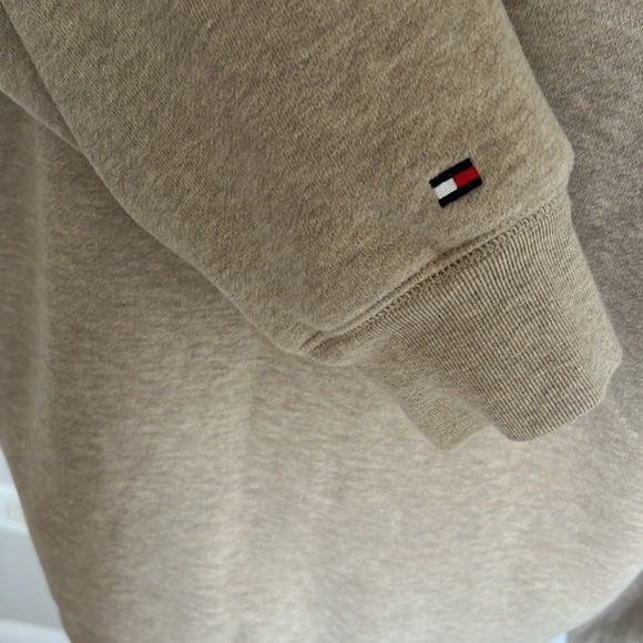 MEN’S Tommy Hilfiger beige fur lined zip up hoodie - Picture 4 of 11